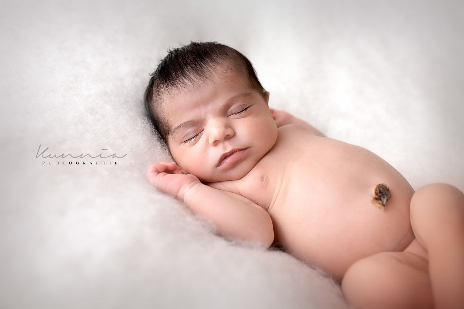 Photo de bébé endormi, photographe kunnia photographie